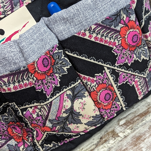 Hand Crafted Bingo/Tote Bag Patchwork Purple Floral 100% Cotton - Picture 4 of 6